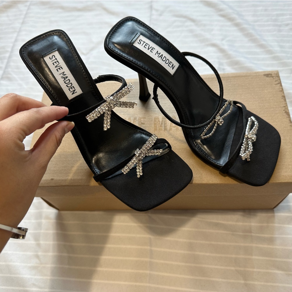Beautiful Steve Madden heels